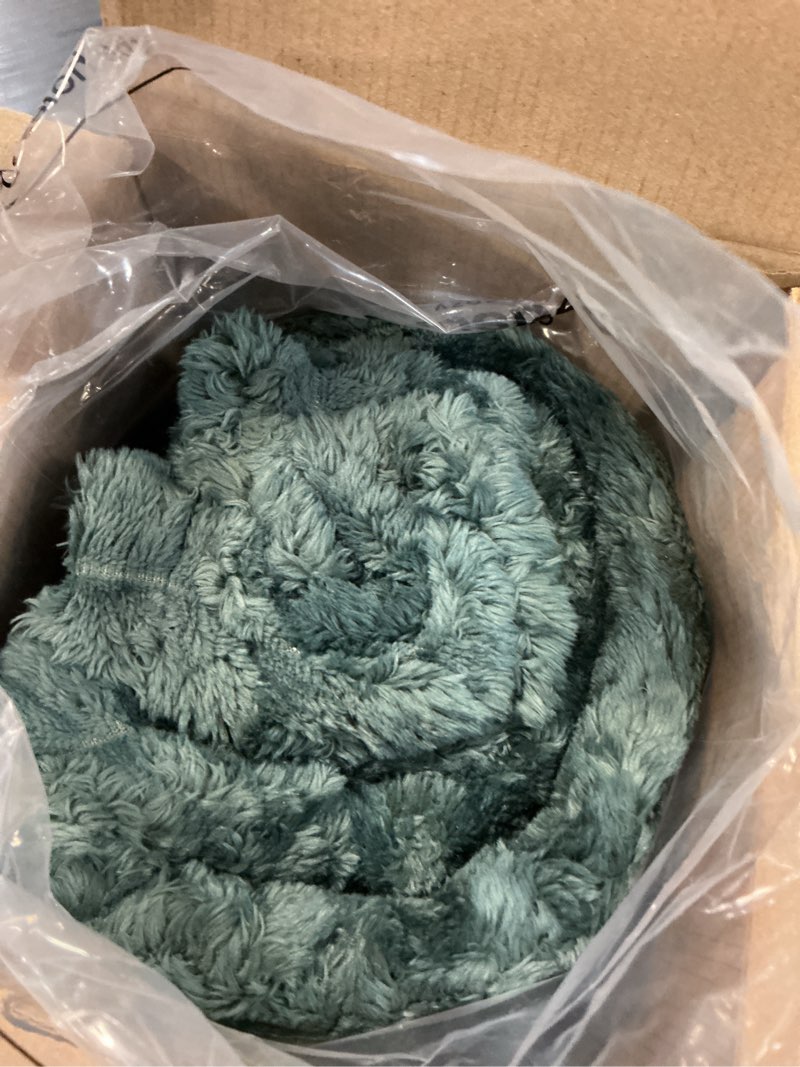 Condition photo showing New/Like New for bedsure gentlesoft mallard green fleece blanket for couch - cozy soft blankets for women, cute small throws for girls, 90x90 inches mallard green queen (90" x 90")