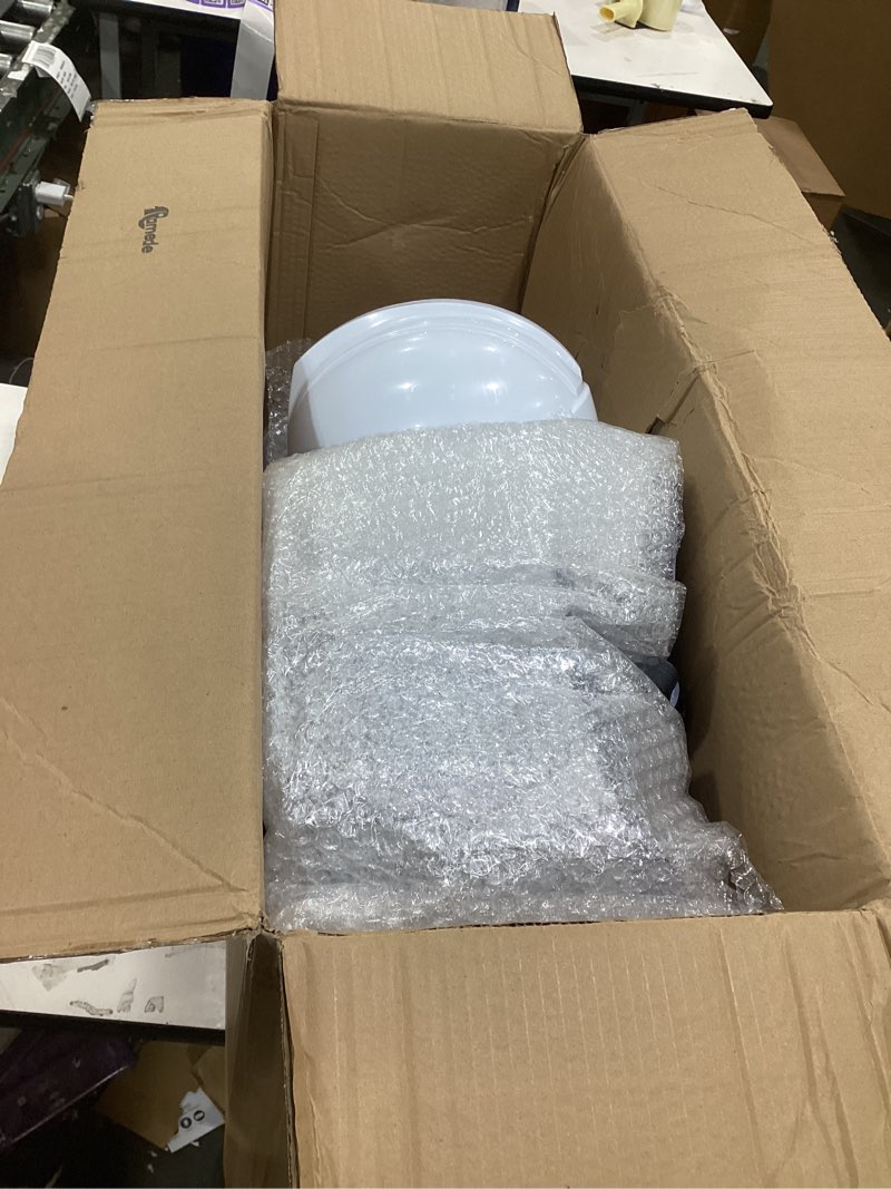 Condition photo showing Good Condition for ramede 20 pcs 4 pt. suspension hard hat bulk safety helmets adjustable ratchet hard hats with cotton brow pad ratchet cap style abs construction hard hats for men women work head protection white