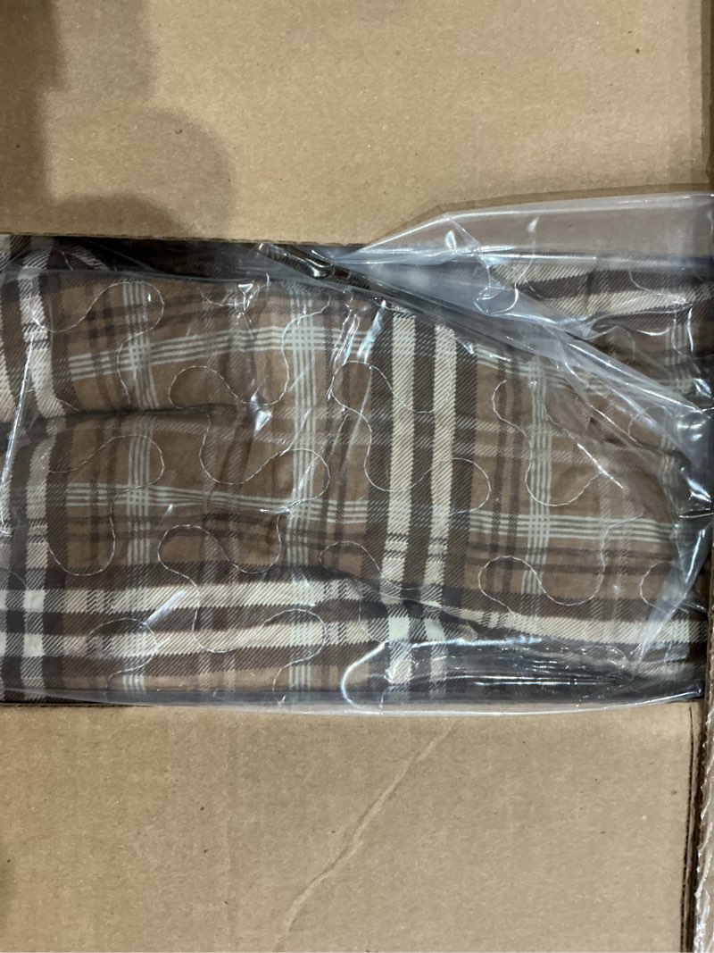 Condition photo showing Good Condition for finlonte cabin quilt set king size, 100% cotton 3 pieces comforter sets, lodge farmhouse plaid quilted bedspread coverlet bedding set for all season (98"x90") brown/beige/green king (98"x106")