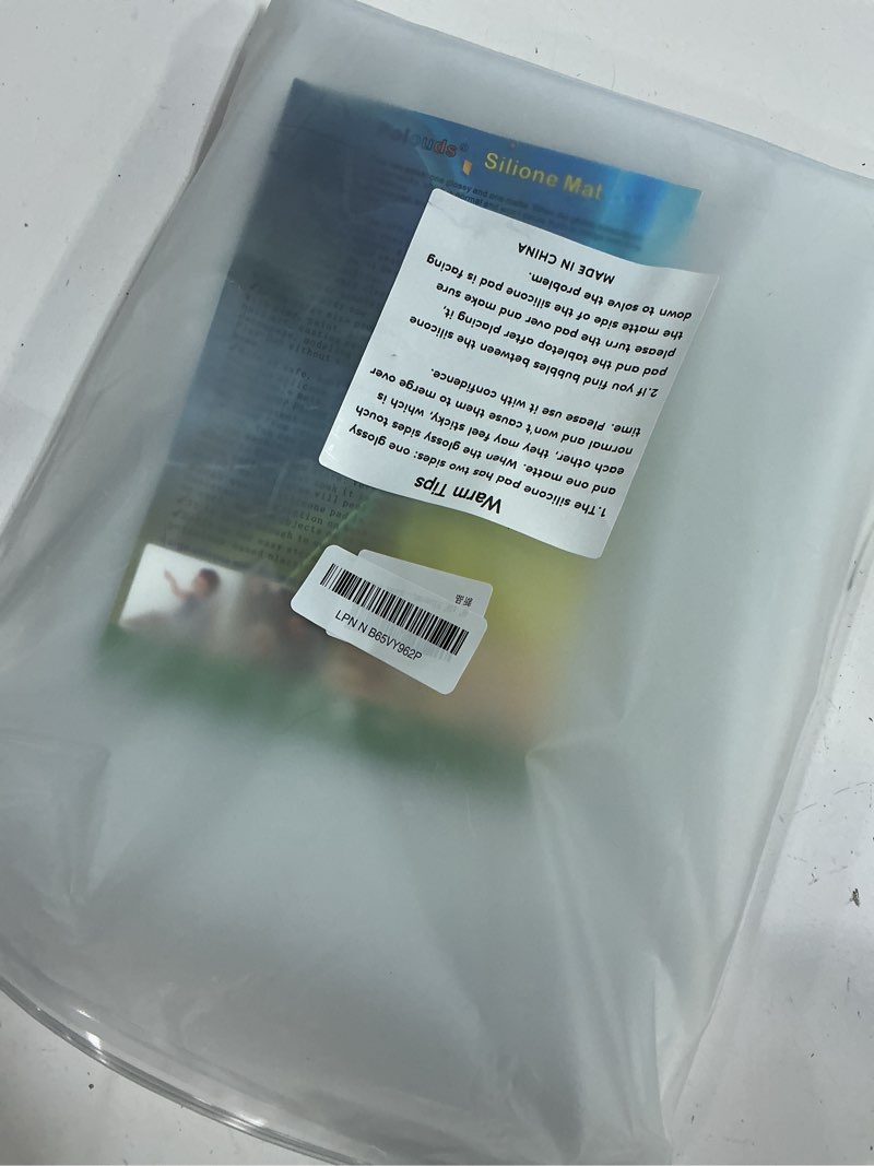 Condition photo showing New/Like New for Silicone mat, Large Silicone Heat-Resistant mat, Kitchen countertop Non-Slip mat, Craft Table placemat.(Translucent) 