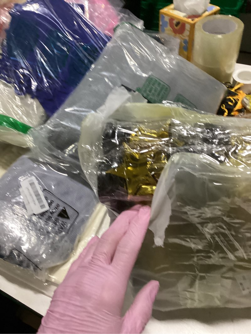 Condition photo showing New/Like New for 48 pack mini star trophy awards bulk, gold trophies awards, plastic trophy for party favors, winner competitions rewards, game prize for sports events, party decorations(3.5 inch)