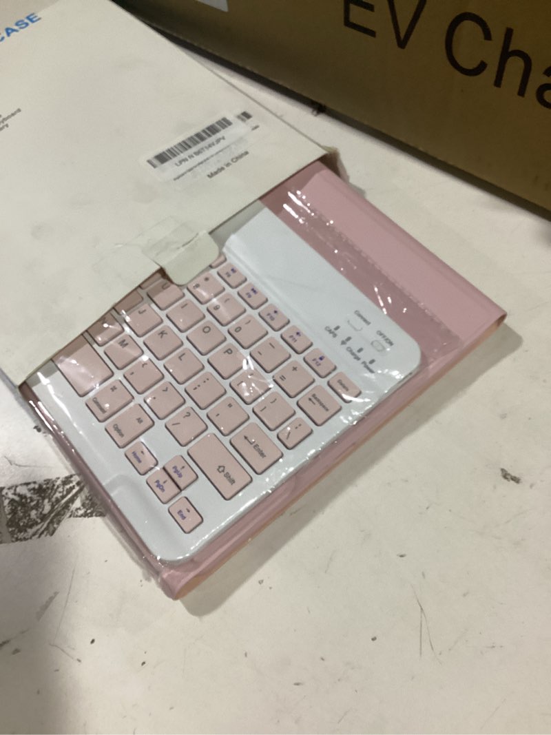 Keyboard Case for iPad 9/8/7th Gen, 10.2 inch, Detachable Bluetooth Keyboard, Pink