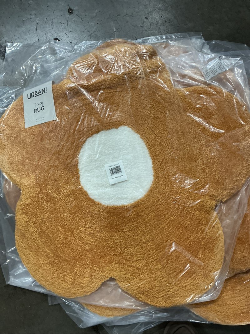Condition photo showing New/Like New for urban shop daisy flower shape accent rug with anti-skid  yellow  30  x 30