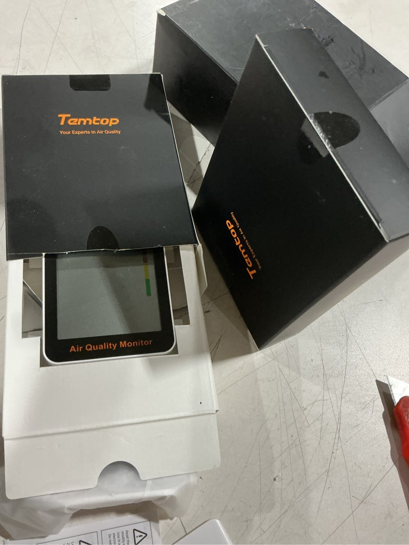 Condition photo showing Good Condition for temtop 2 pack s1 indoor air quality monitor, portable aqi pm2.5, temperature, humidity detector for home, office or school, air quality tester 4 more home monitoring, battery powered, magnetic suction 4 modes/basic standby 2