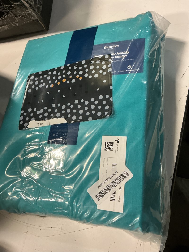 Condition photo showing Good Condition for bedsure queen sheets, rayon derived from bamboo, queen cooling sheet set, deep pocket up to 16", breathable & soft bed sheets, hotel luxury silky bedding sheets & pillowcases, turquoise