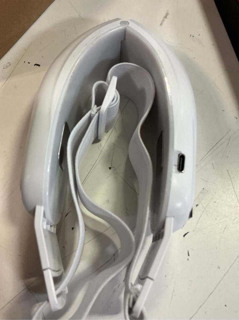 Condition photo showing Good Condition for electric double chin device and v-face machine with 8 modes and 15 gear adjustable intensities - intelligent double chin machine for v-face white