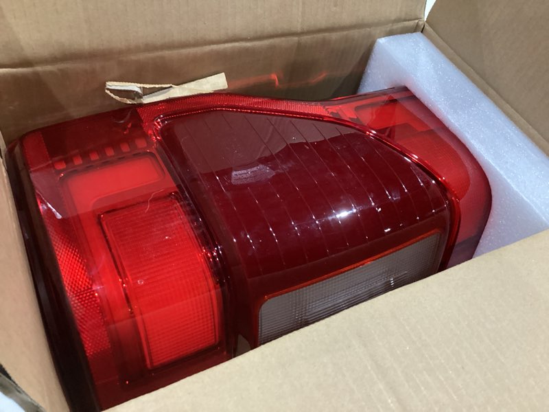 Condition photo showing Good Condition for right passenger side rear tail light assembly compatible with 2020 2021 2022 ford f250 f350 super duty led rear taillight tail lamp brake lamp(w blind spot)(not include module) led type right passenger side