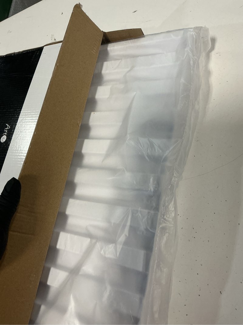 Condition photo showing Good Condition for art3d slat wall panel, 3d fluted textured panel 12-tile 19.7 x 19.7in. - white 19.7 x 19.7in. square - white 12