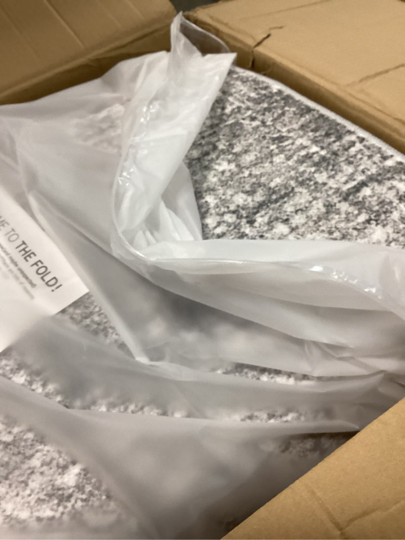 Condition photo showing Good Condition for zesthome 10x14 Area Rugs for Living Room, Non-Slip Backing Washable Rug, Modern Abstract Area Rug, Stain Resistant Rugs for Bedroom, Ultra-Thin Large Area Rugs, Area Rug 10x14 Grey/Ivory 10' x 14' (Rectangular)