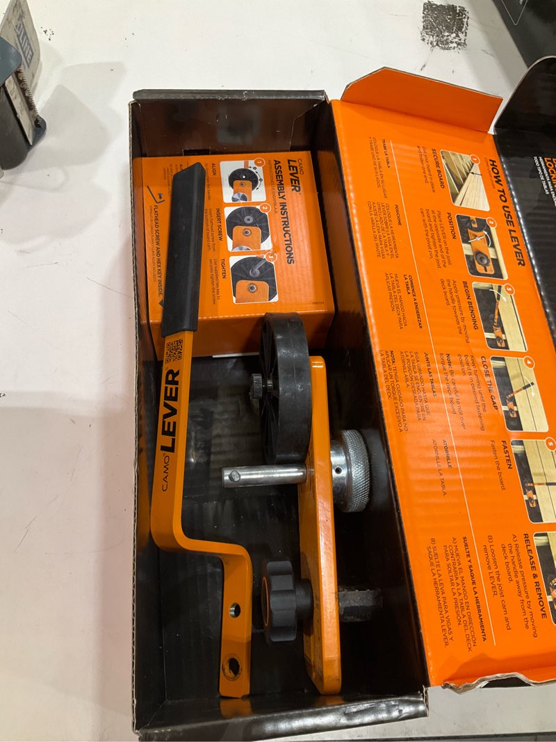 Condition photo showing Good Condition for camo lever deck board bending and locking tool 21-in steel utility bar