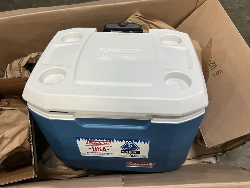 Condition photo showing As Is for coleman xtreme 50 qt wheeled cooler