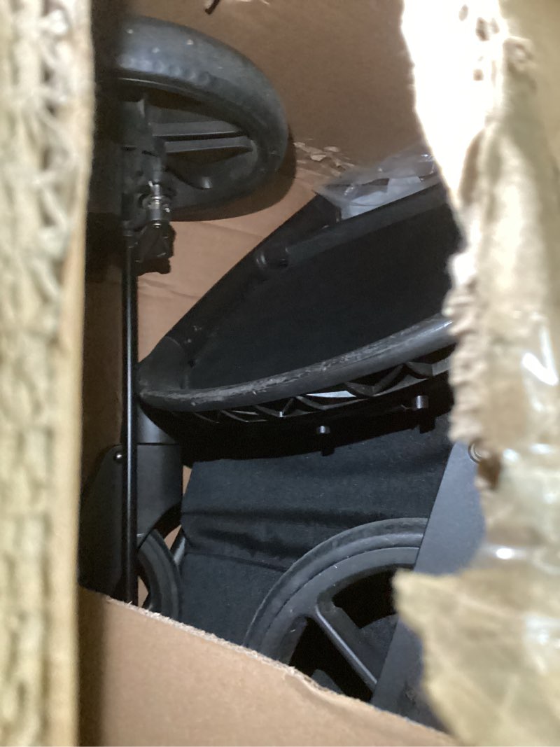 Condition photo showing Good Condition for Britax Willow Grove SC Baby Travel System, Infant Car Seat and Stroller Combo with Alpine Base, ClickTight Technology, SafeWash, Pindot Iris