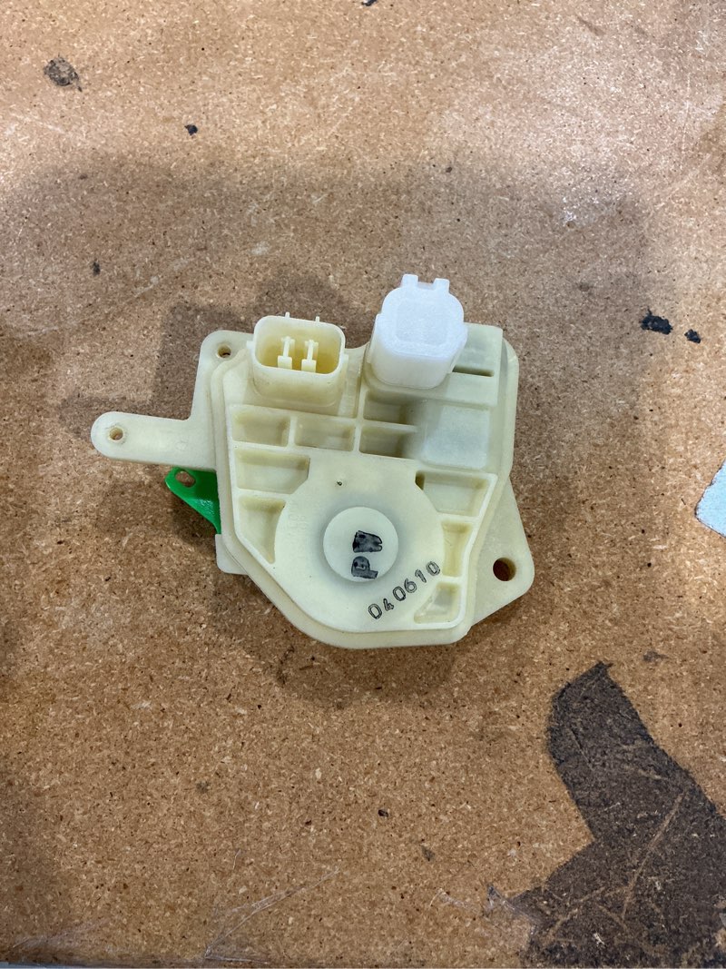 Condition photo showing New/Like New for dorman 746-362 door lock actuator motor compatible with select acura / honda models
