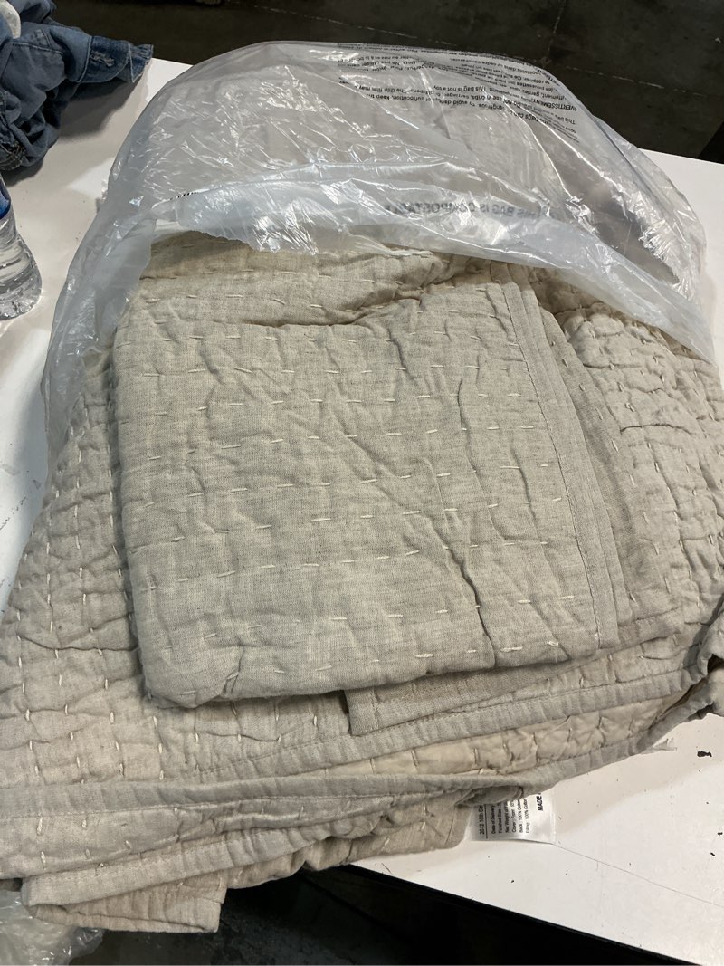 Condition photo showing Good Condition for quince european linen cotton stitch quilt set, king/cal king, natural