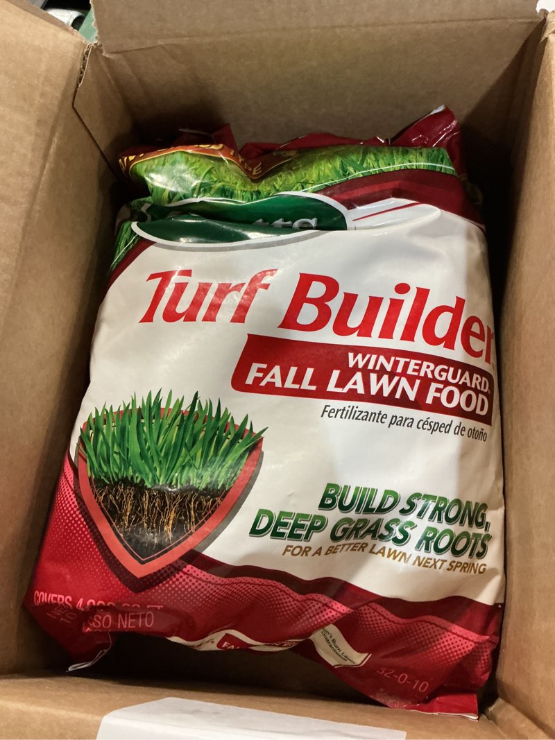 Condition photo showing Good Condition for Scotts Turf Builder 4-Bag Bundle for Small Lawns with Halts Crabgrass Preventer, Weed & Feed5, SummerGuard and WinterGuard 4 Step Small Yard