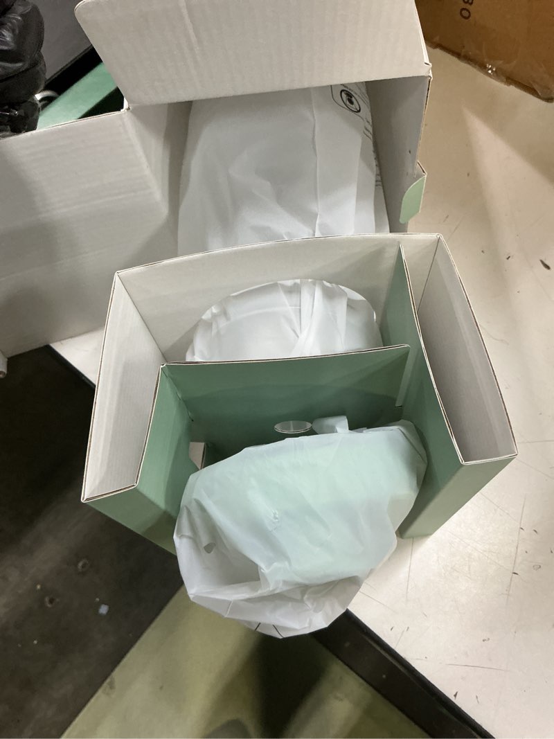 Condition photo showing New/Like New for momcozy glass breast milk pitcher, formula breastmilk storage container, heat & cold resistant, no leak pitcher for breastmilk with wide mouth, fast baby formula maker, 48oz, 1 count 48 ounce-1 count green