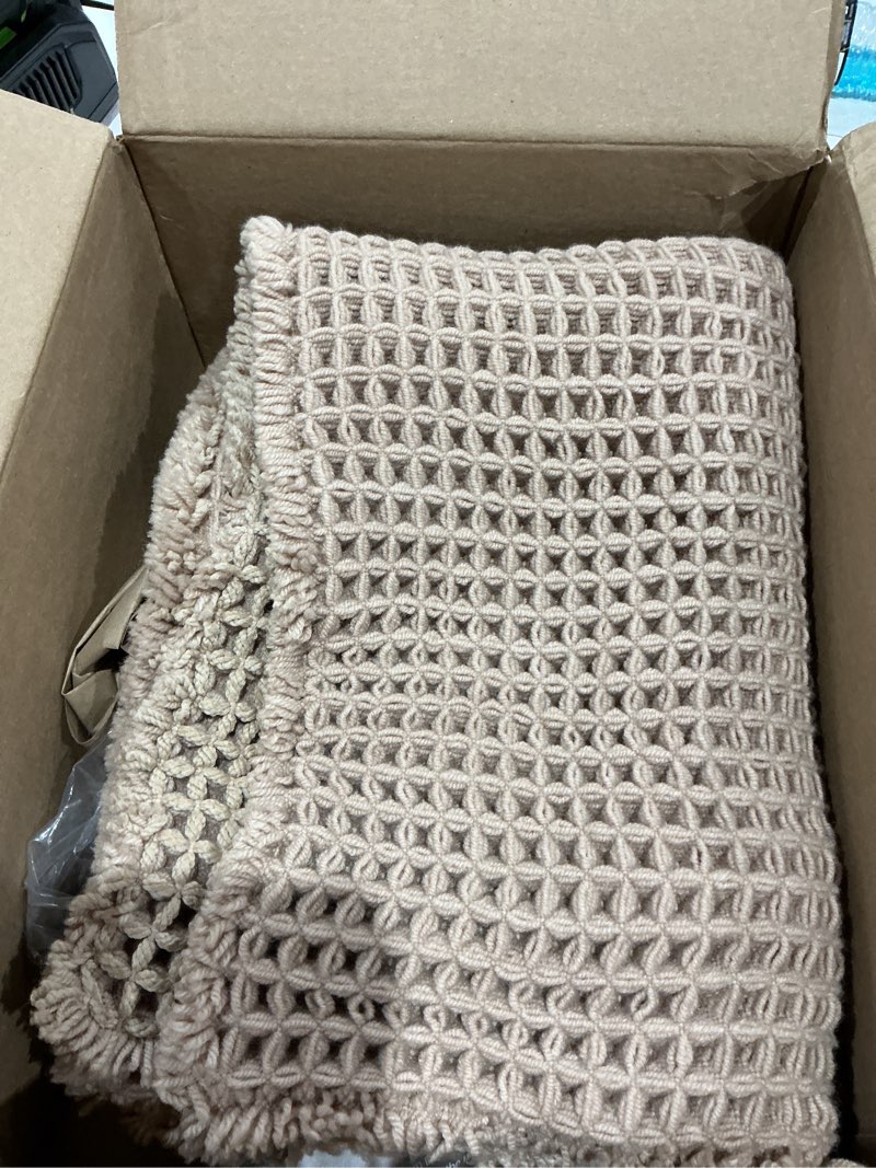 Condition photo showing Good Condition for tyuu waffle bath mat, boho bathroom rugs non slip washable super absorbent quick dry farmhouse bathroom decor, 30"x20" khaki khaki 1'8" x 2'6" (rectangular)