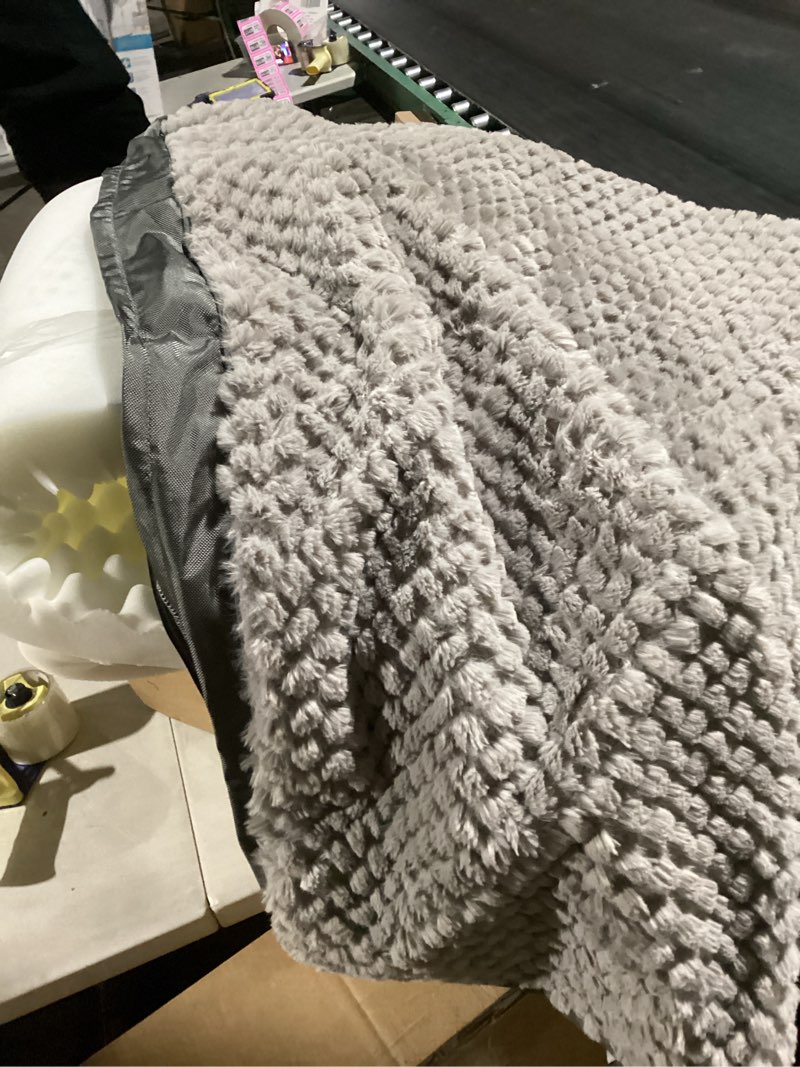 Cover with zipper and foam matter 