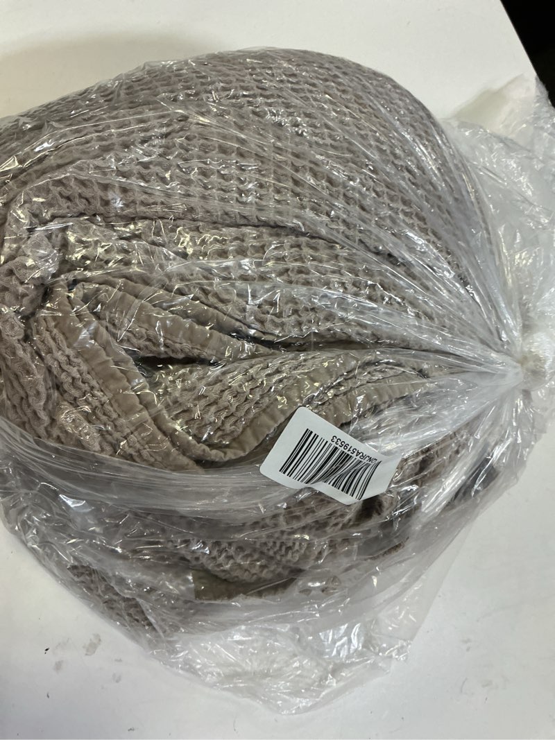 Condition photo showing Good Condition for organic waffle bed blanket, full/queen, dove