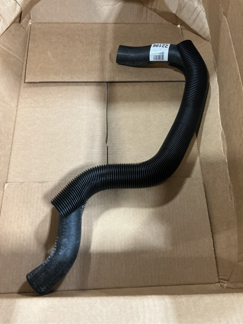 Condition photo showing As Is for gates 22196 premium molded coolant hose
