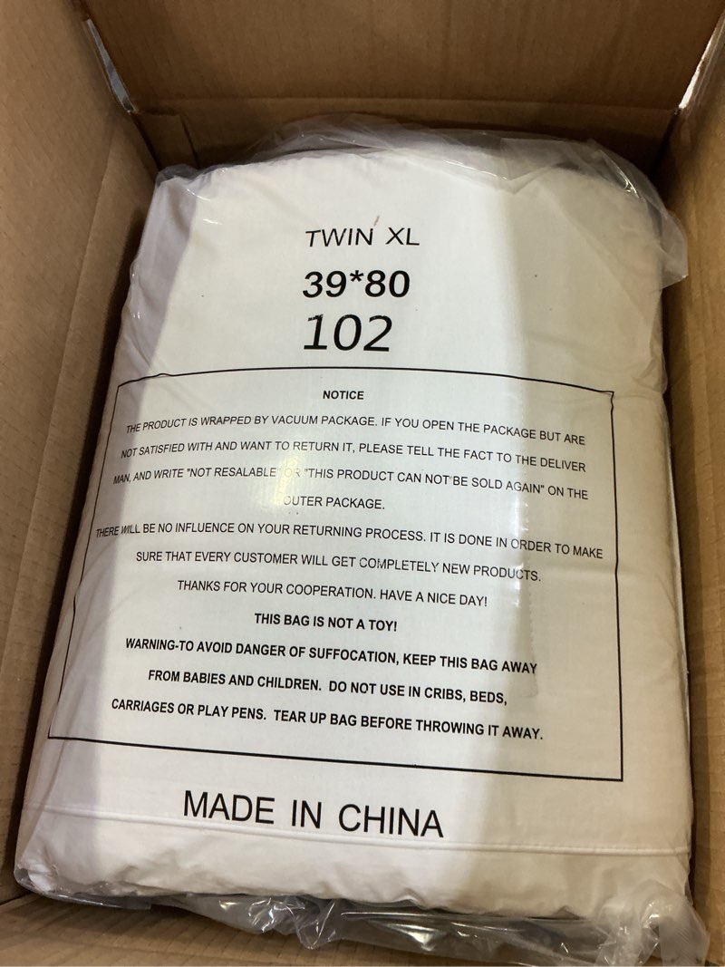 Condition photo showing New/Like New for coonp twin xl mattress topper, extra thick pillowtop, cooling plush mattress pad cover cotton top bed topper protector with 8-21 inch deep pocket white twin xl