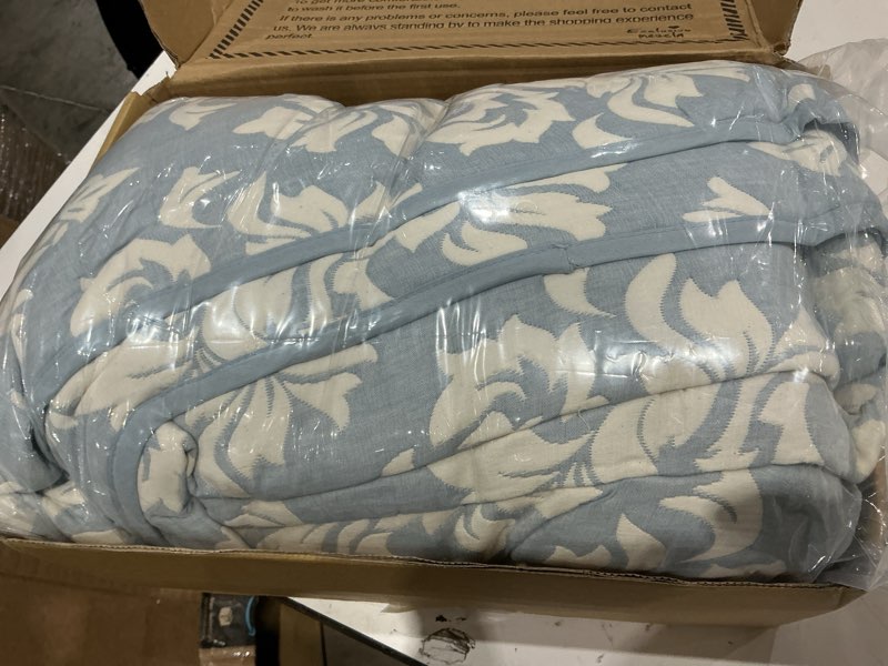 Condition photo showing Good Condition for exclusivo mezcla cotton quilts king size blue, soft lightweight bedspread breathable prewashed bed coverlet with 2 pillow shams, boho pattern yarn dyed muslin quilt bedding set for all seasons blue king(104"x92")