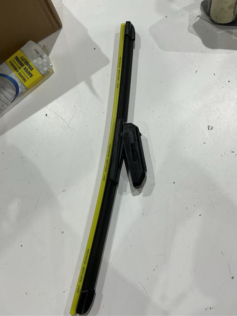 Condition photo showing Good Condition for rain-x 5079274-2 latitude 2-in-1 water repellent wiper blades, 16 inch (pack of 1), automotive replacement windshield wiper blades with patented rain-x water repellency formula 16" latitude