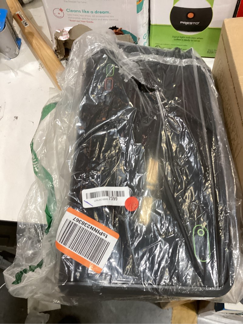 Condition photo showing As Is for foodsaver vacuum sealer machine, automatic bag detection, sous vide friendly, with sealer bags, roll, handheld vacuum sealer, black vacuum sealer + accessories
