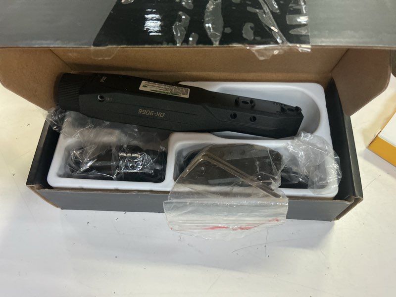 Condition photo showing Good Condition for darkfang mlok and picatinny flashlight and laser combo for rifle, 1450 lumen weapon light with removeable pressure switch green laser light combo for mlok/picatinny