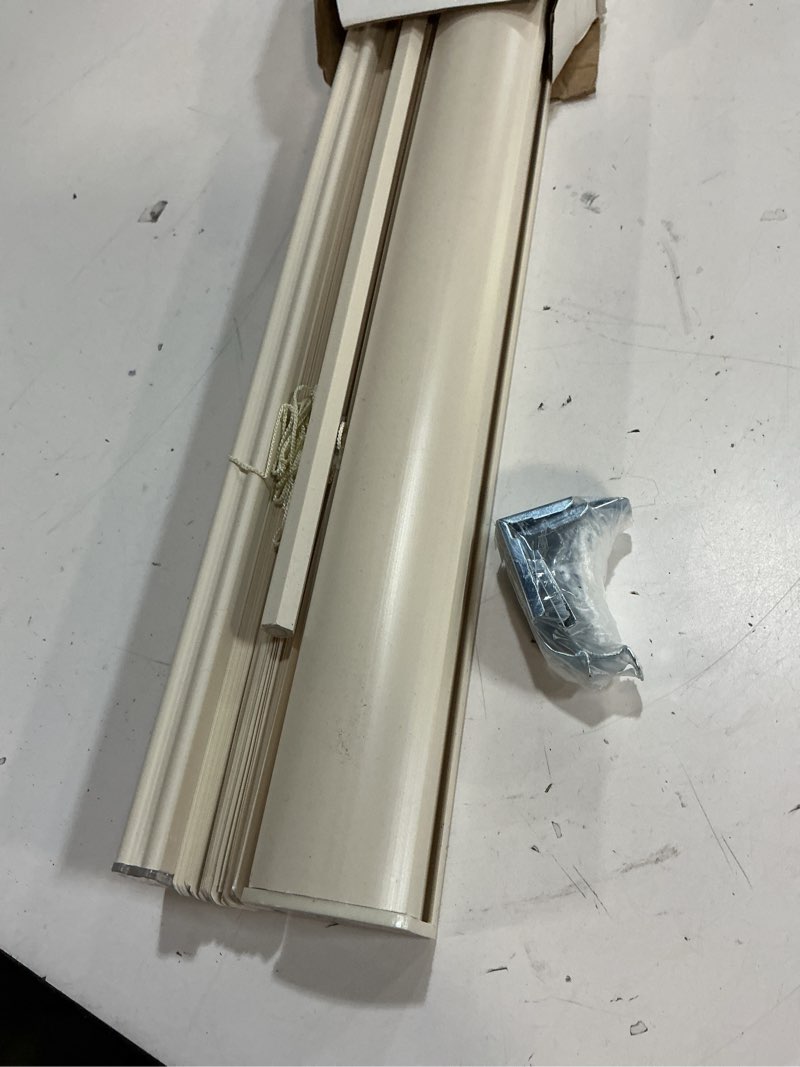 Condition photo showing Good Condition for cordless gii morningstar 1" light filtering mini blind 28x64 - white 28"w x 64"h pearl white