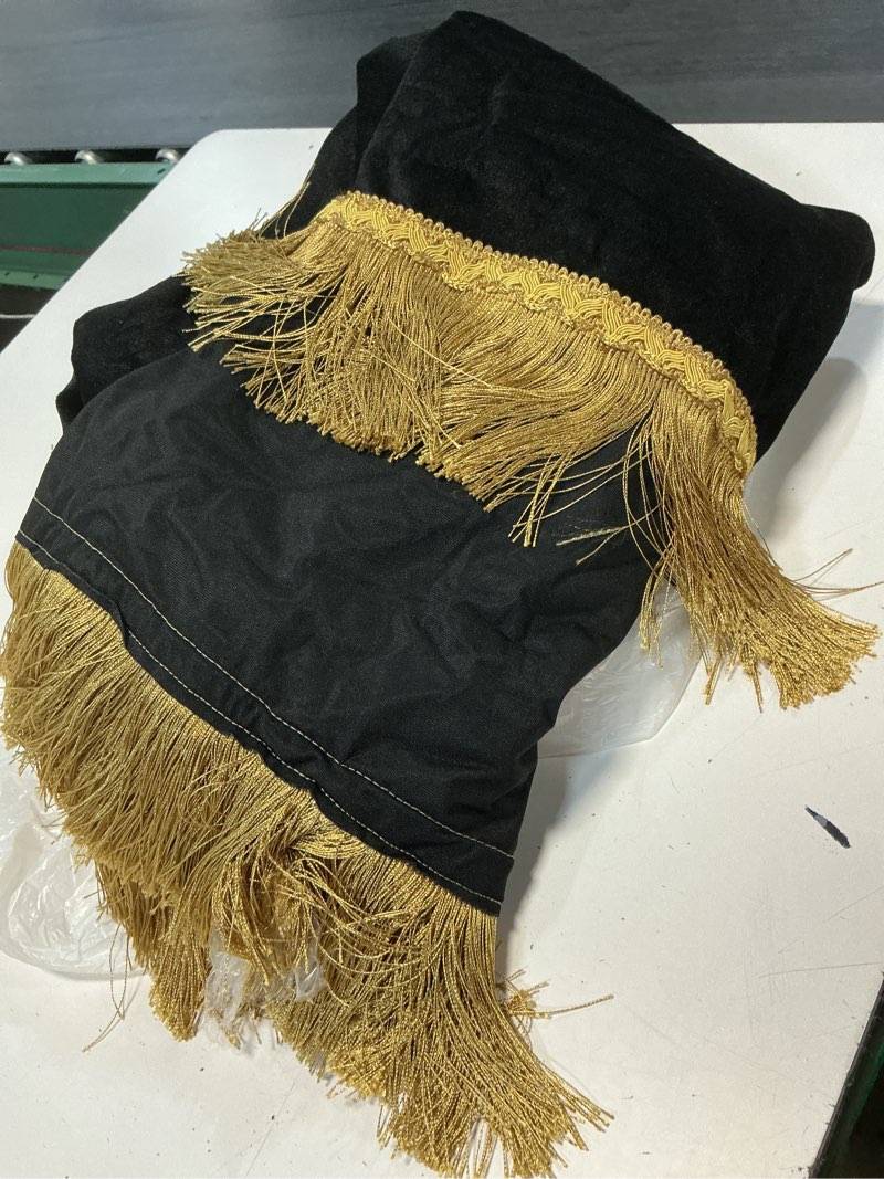 Condition photo showing Good Condition for f-chu luxury black tablecloth thickset velvet tablecloth with beautiful gold tassels table cloth for home decor wedding, party, banquet and events 60x120-inch black 120" x 60" (rectangular)