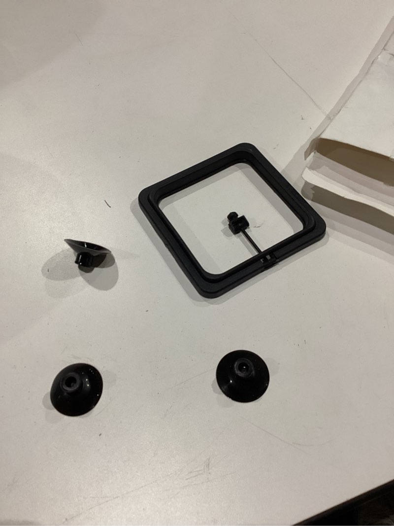 Condition photo showing New/Like New for sungrow fish food feeding ring, stop water turbulence from washing food & floating plants into filtration system, suitable for flakes & floating fish pellets (3 pieces)