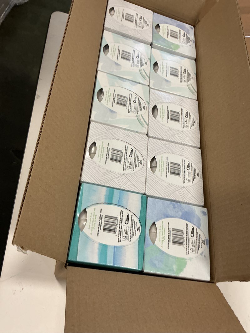 Condition photo showing New/Like New for Puffs Plus Lotion Facial Tissues, 10 Cubes, 56 Tissues Per Box 56 Count (Pack of 10)