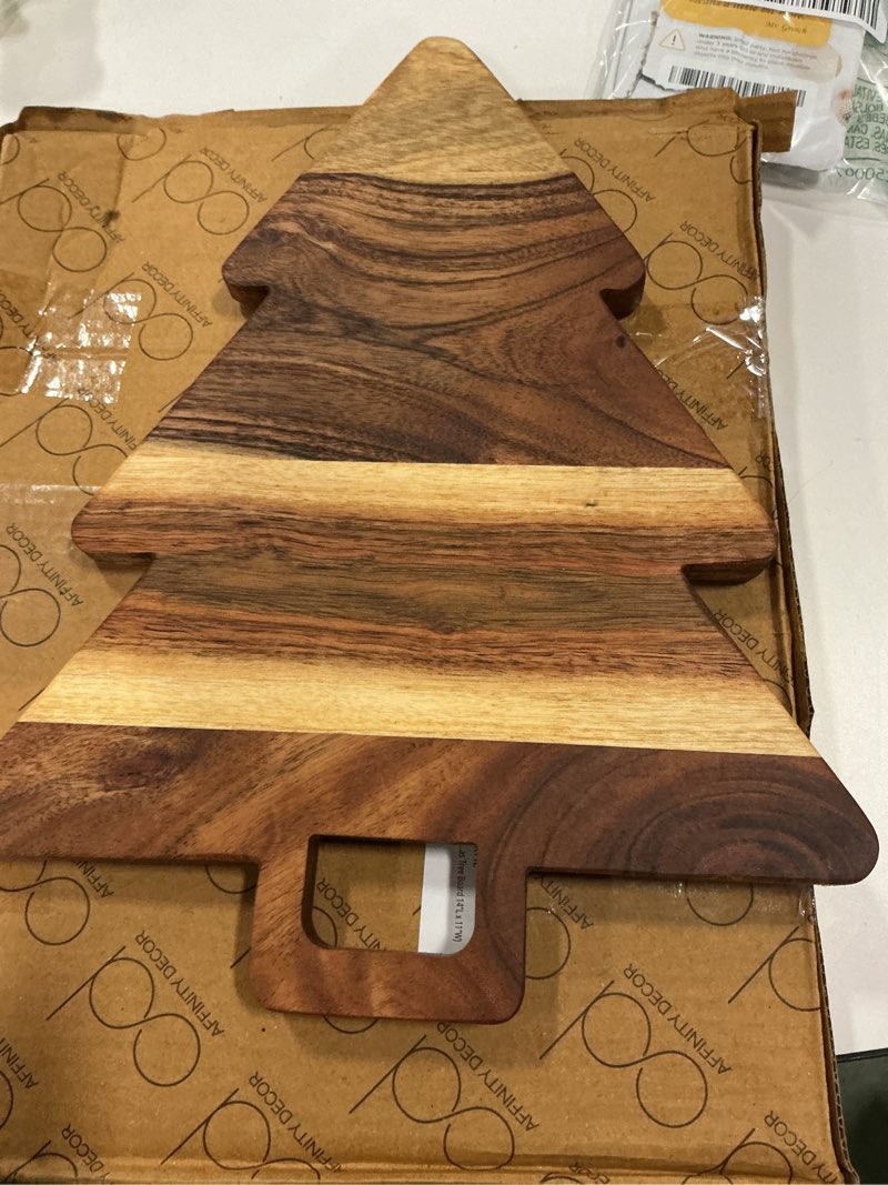 Condition photo showing New/Like New for Affinity Decor Organic Acacia kitchen Cutting Chopping Board Platter Wine Holder with Handles for Butcher Block Cheese and Vegetables Fruit & Salad (Christmas Tree Board 14"L x 11"W)