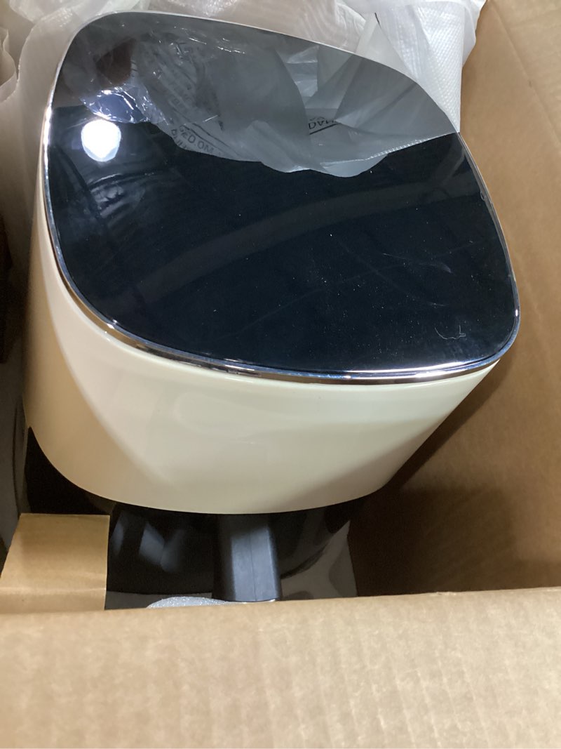 Condition photo showing Good Condition for OLIXIS Air Fryer 6 Quart with Window Square Air Fryer 12-in-1 Air Fry, Roast, Reheat, Dehydrate, Bak