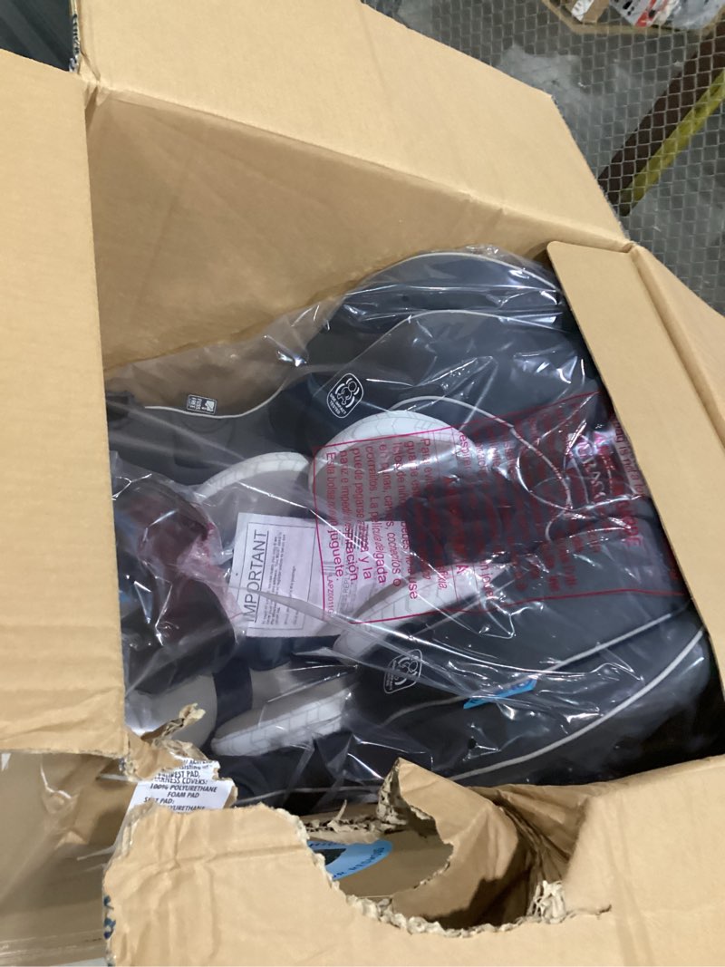 Condition photo showing Good Condition for graco extend2fit convertible baby car seat, rear and forward facing, adjustable extension panel for extra legroom, redmond