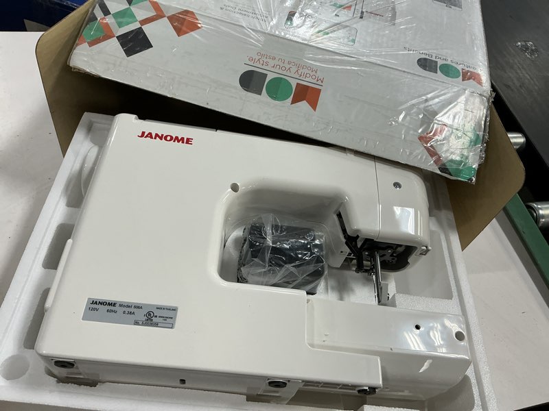 Condition photo showing Good Condition for janome mod-15 easy-to-use sewing machine with 15 stitches, adjustable stitch length and 5-piece feed dogs mod-15 machine