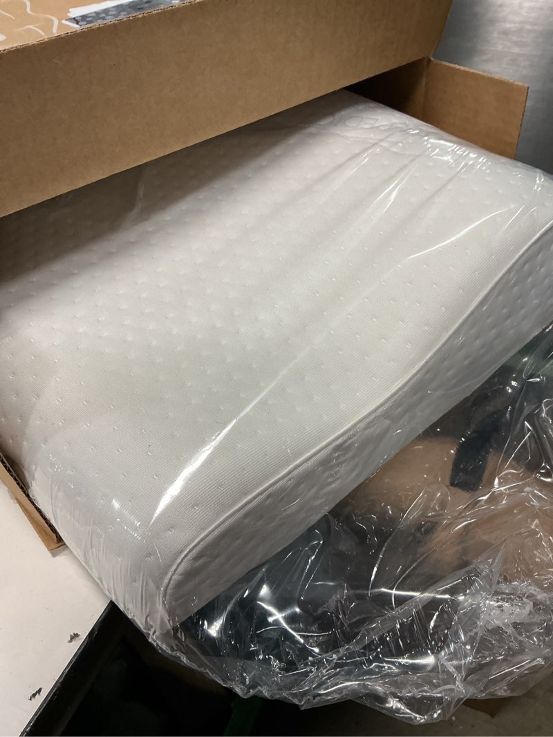 Condition photo showing New/Like New for tempur-pedic tempur-ergo neck pillow, medium profile, white medium profile 1