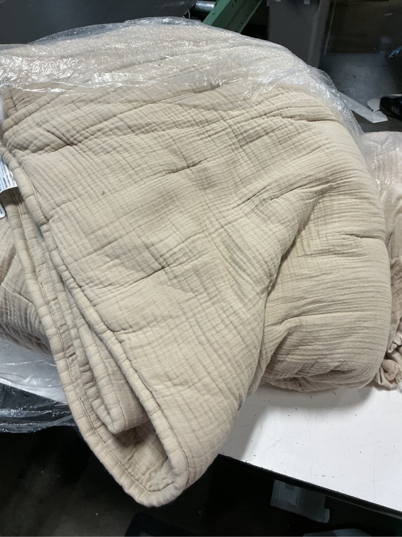 Condition photo showing Good Condition for quince organic cotton gauze toddler quilt king/calking dune 