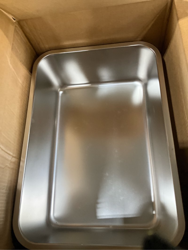 Condition photo showing Good Condition for stainless steel cat litter box - large metal high-sided pan for cats, pets, non-stick, odor-free, easy to clean, splash-proof, durable (20" l x 13.8" w x 6" h)