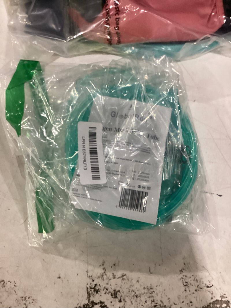 Condition photo showing As Is for oxygen mask, adult standard oxygen mask with 7feet length 6mm oxygen tube and adjustable elastic strap, dehp-free and latex-free materials, 2 pack (green,for adult standard) green l