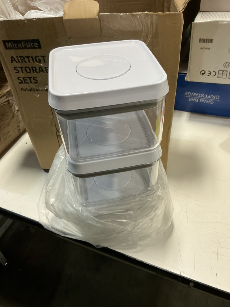 Condition photo showing Good Condition for 6 pcs pop container set, airtight food storage with lids, push button seal bpa-free set for pantry, 0.65qt/0.7qt/1.8qt/2.4qt for bulk dry food, cereal, flour, sugar, rv kitchen storage 6 pcs set