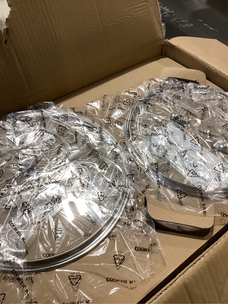 Condition photo showing Good Condition for COOKER KING Stainless Steel Cookware Set, Pots and Pans Set Non Stick, Hybrid Ceramic Cookware,Non-Stick Frying Pans, Saucepans, Saute Pan & Stock Pot, Non-Toxic, Oven Safe, Induction Compatible 10