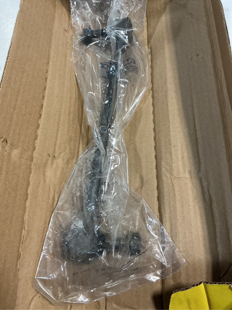 Condition photo showing New/Like New for moog k750519 suspension stabilizer bar link for chevrolet cruze