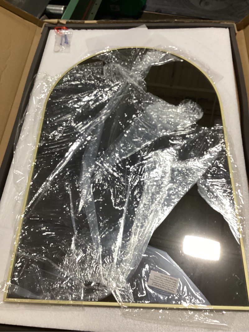 wall mirror
