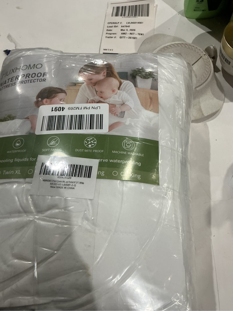 Condition photo showing Good Condition for MUXHOMO 2 Pack Queen Mattress Protector, 100% Waterproof Quilted Mattress Cover Queen Size Bed, Noiseless Soft & Cooling Mattress Pad Cover, Deep Pocket 6"-21", White Queen 2 Pack