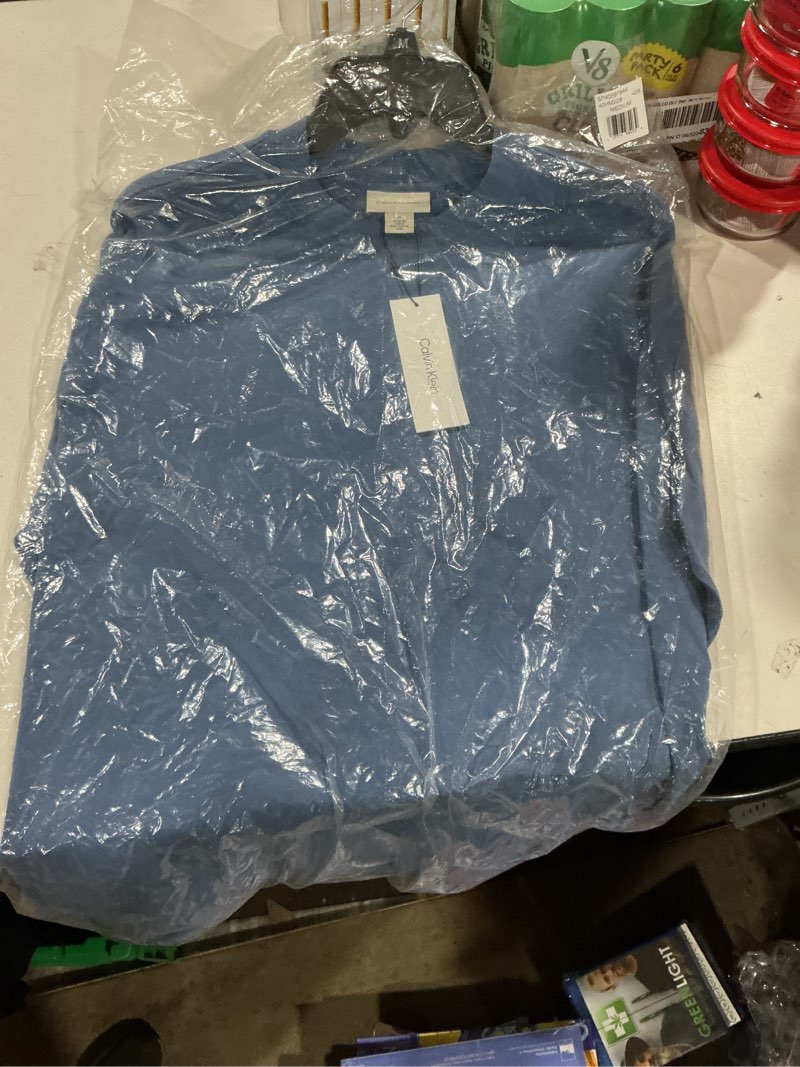 Condition photo showing Good Condition for (Similar to stock photo) Calvin Klein Men's Standard Light Weight Quick Dry Short Sleeve 40+ UPF Protection Active Top Medium Navy