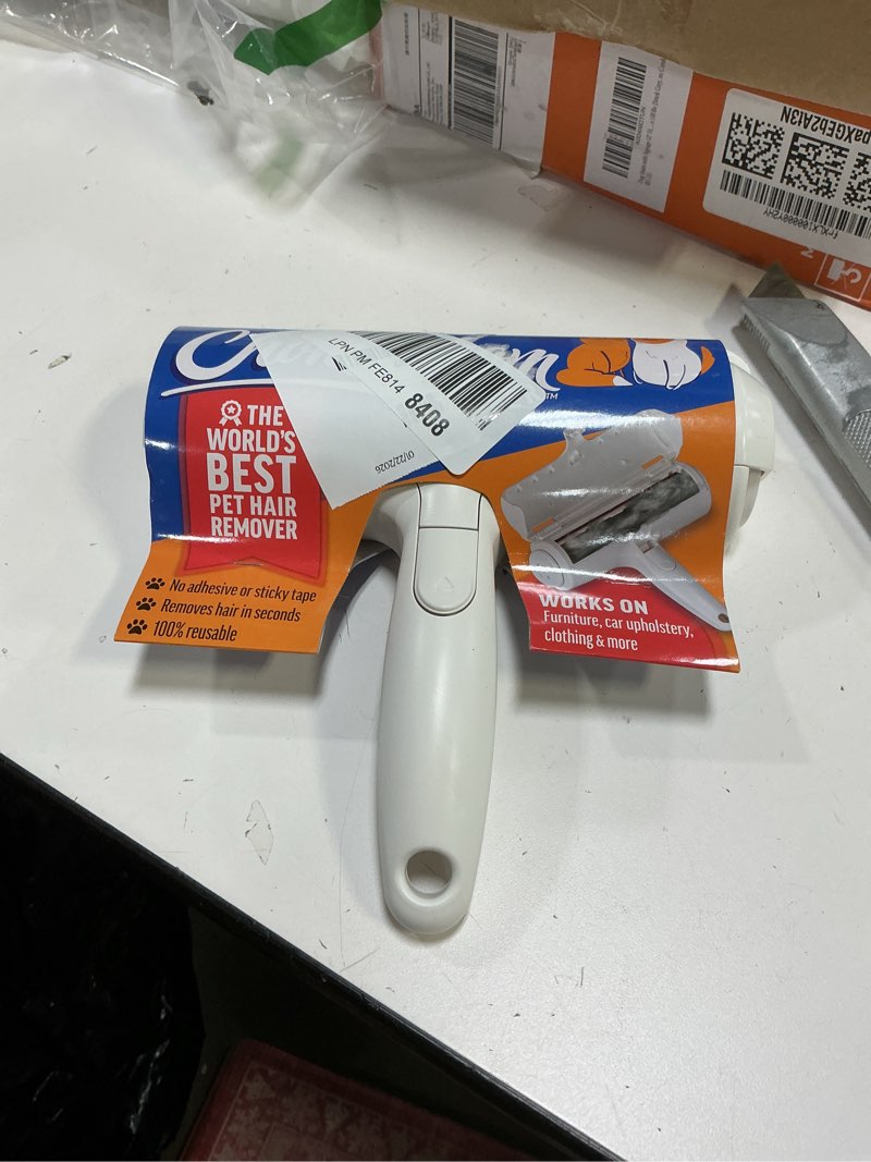 Condition photo showing New/Like New for ChomChom Roller Pet Hair Remover – Original Size Reusable Lint Roller for Cat & Dog Hair on Furniture, Couch, Carpet, Car, Rugs & Bedding – Portable, Eco-Friendly (White)