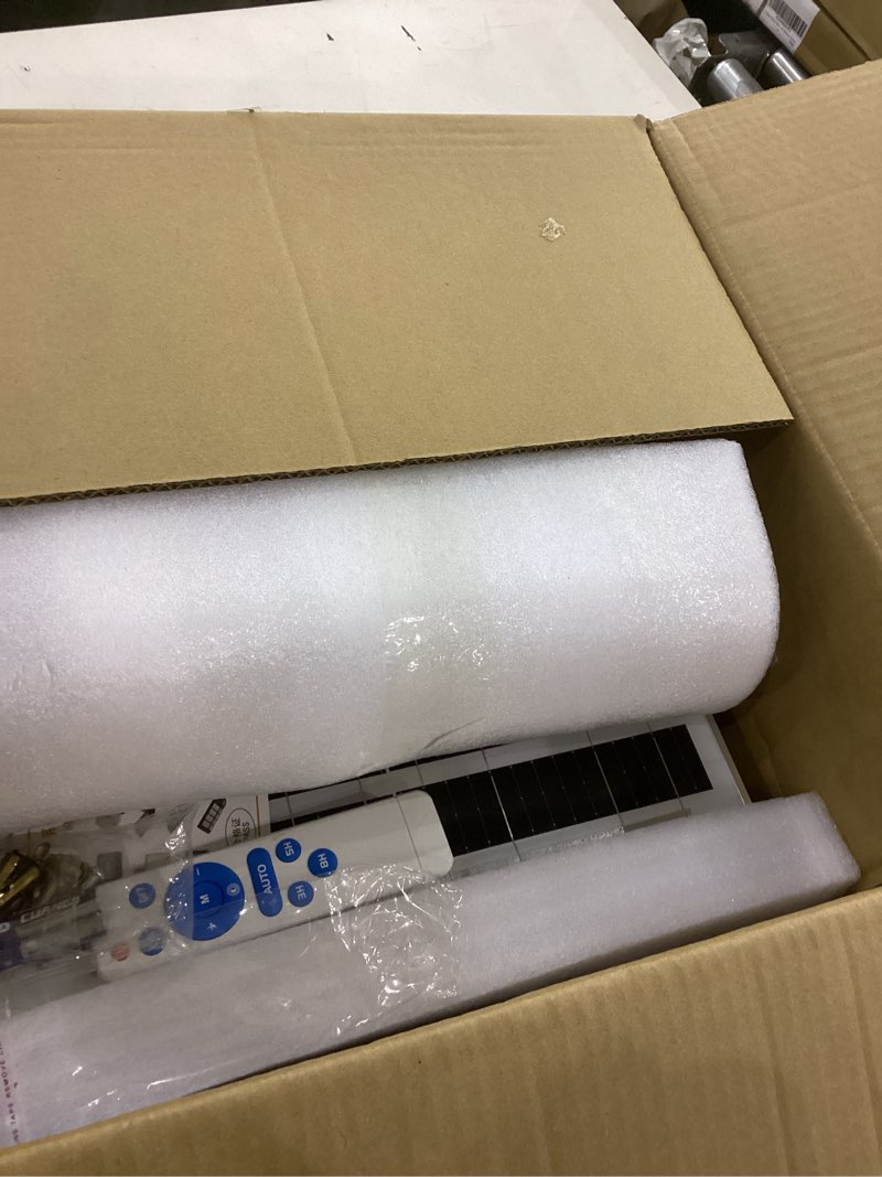 Condition photo showing Good Condition for DuBom 100W-500W One for Two 6000K Solar High Bright Flood Light Outdoor Remote, IP67 Waterproof Solar Power Auto On/Off, Wide Range, Dusk to Dawn Yard, Gazebo, Shed, Barn, Porch, Patio, Garage (400W)