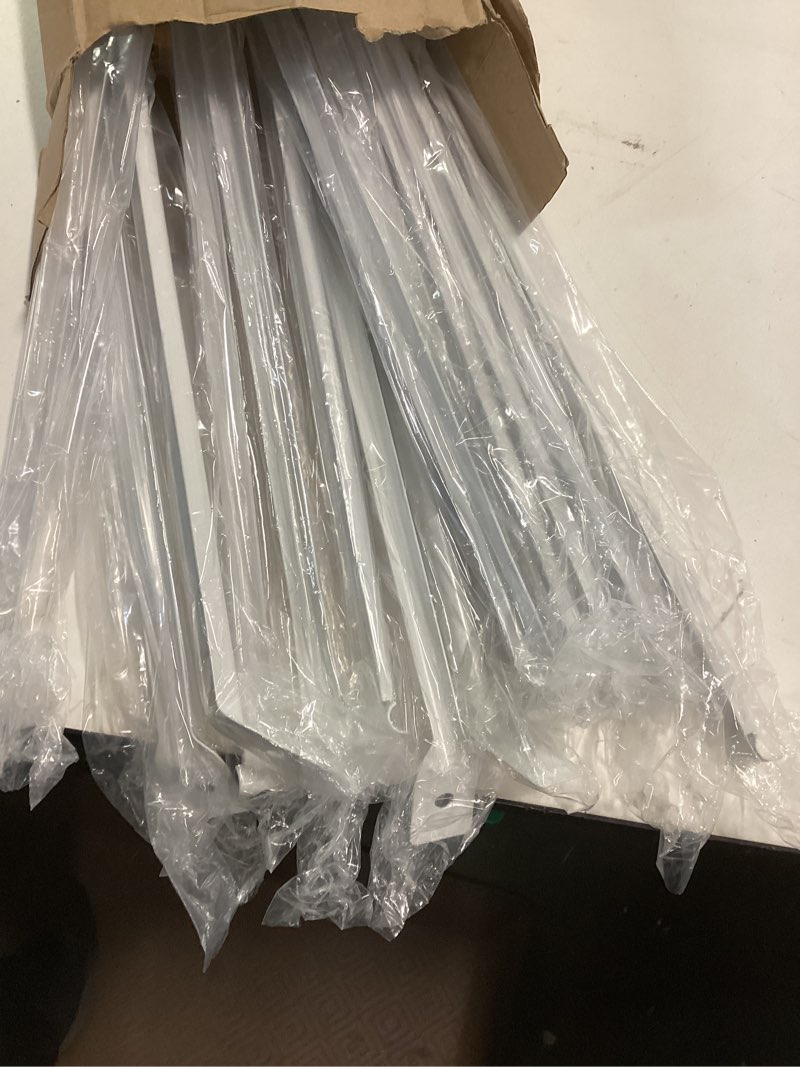 https://lotting-media.assets.bidfta.com/lotting_e2a5b414-dea8-4b8d-af9d-1c5d9ac05bf6
